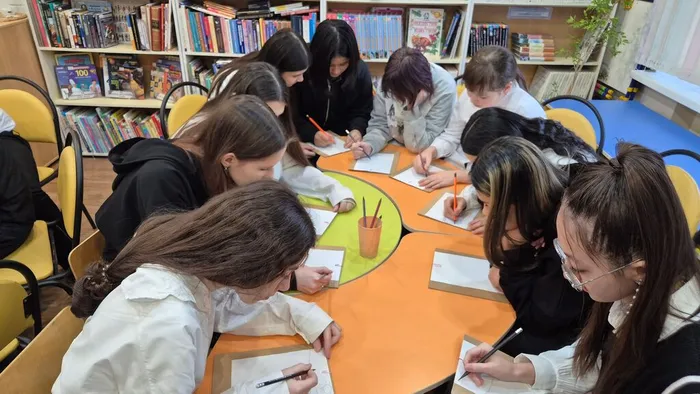 Литературный ринг с мастер-классом "Острое перо сатиры" _ ученики ЛСОШ № 3