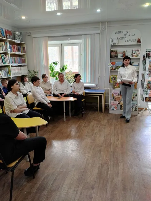 Исторический экскурс «Славянская письменность: от Руси до России» _ ученики  ЛСОШ №  7