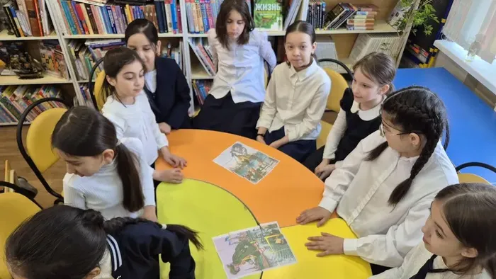 Сказочный батл "Все путешествия Гулливера" _ ученики ЛСОШ № 7