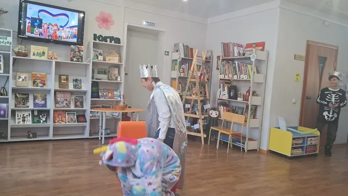 Час искусства "Волшебный мир кулис" _ ученики ЛСОШ № 3