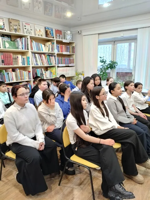 Библио квиз по медиа безопасности "Интернет - гигиена" _ ученики ЛСОШ № 3