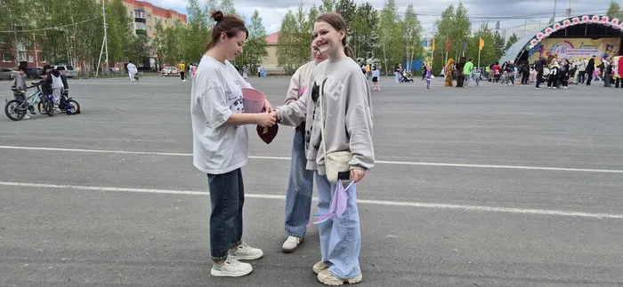 Библиошатёр «Пусть детство звонкое смеётся» _ жители города Лянтор