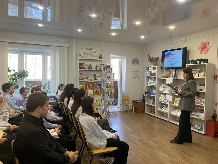 Интеллект-викторина "Эрудиты избирательного права" _ ученики ЛСОШ № 3