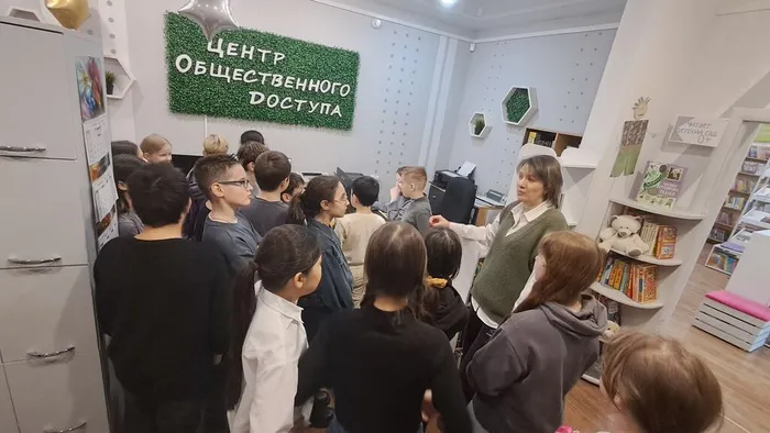 Экскурсия "Маршрут построен" _ ученики ЛСОШ № 5