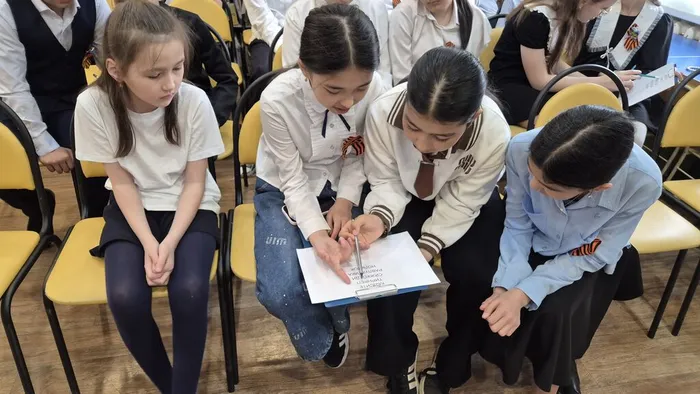 Час полезных советов "Безопасный Рунет - залог успешного будущего" _ ученики ЛСОШ № 3