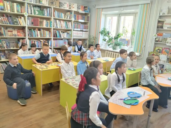 Экскурсия  с мастер-классом «Библиотека без тайн»  _ ученики ЛСОШ № 3
