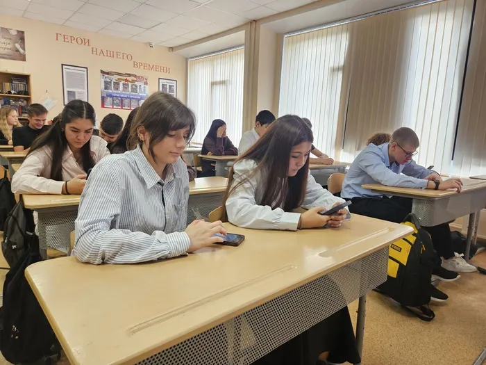 Информационно-просветительское мероприятие «Мой друг — компьютер» _ ученики ЛСОШ № 4