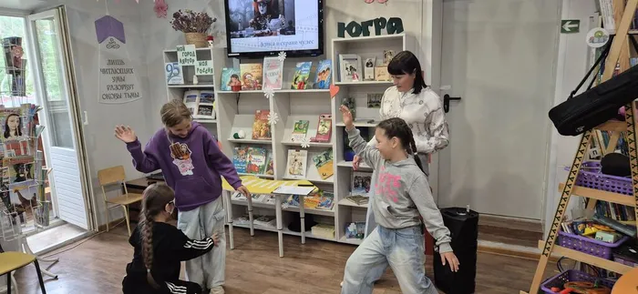 Час эрудитов "Чудо по имени кино" _ дети детского лагеря "Фестивальный" ЛДШИ № 1.
