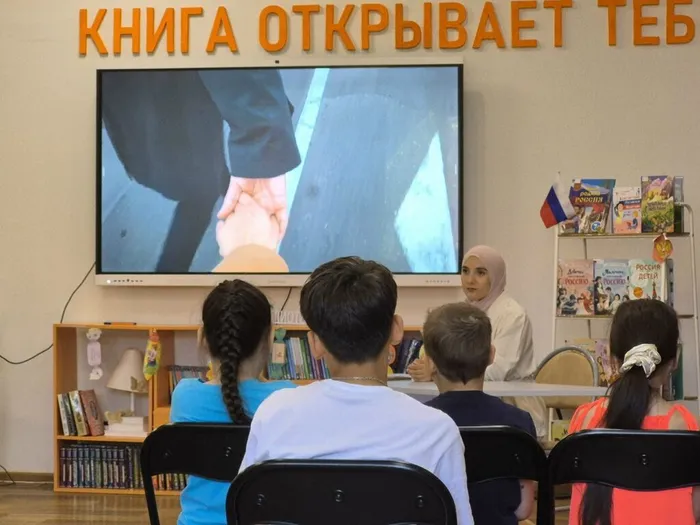 Профилактическая беседа "Ступени, ведущие вниз..." _ дети из пришкольных лагерей г.Лянтор