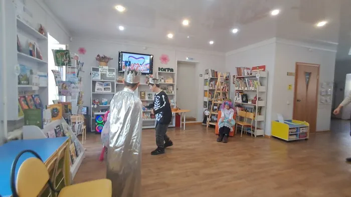 Час искусства "Волшебный мир кулис" _ ученики ЛСОШ № 3