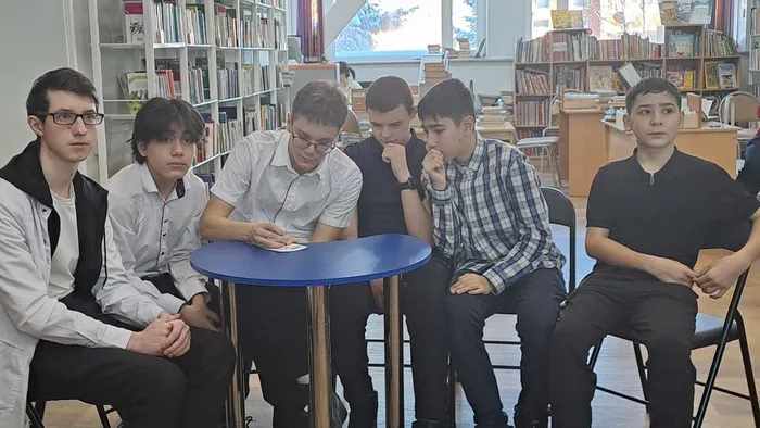 Литературное путешествие по творчеству А. Блока _ученики ЛСОШ № 4