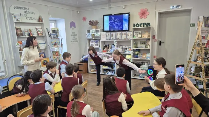 Обзор - путешествие "Дорога во вселенную" _ ученики ЛСОШ № 5