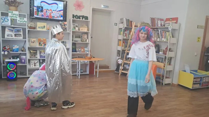 Час искусства "Волшебный мир кулис" _ ученики ЛСОШ № 3