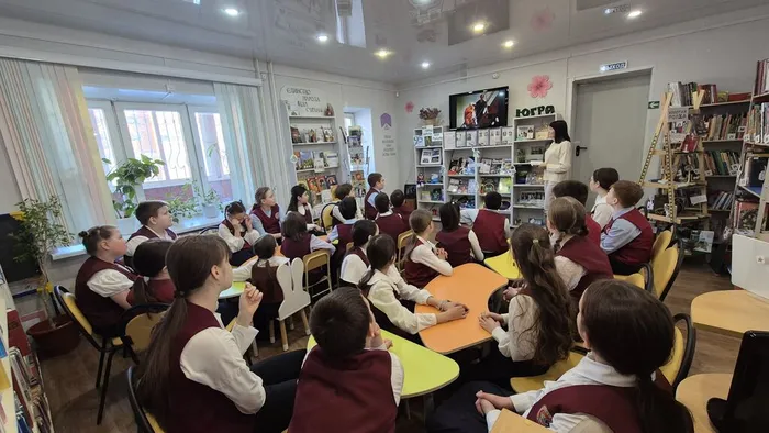 Обзор - путешествие "Дорога во вселенную" _ ученики ЛСОШ № 5