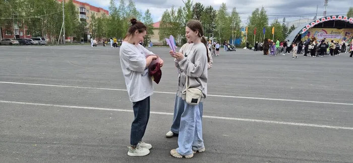 Библиошатёр «Пусть детство звонкое смеётся» _ жители города Лянтор