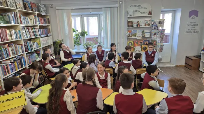 Обзор - путешествие "Дорога во вселенную" _ ученики ЛСОШ № 5