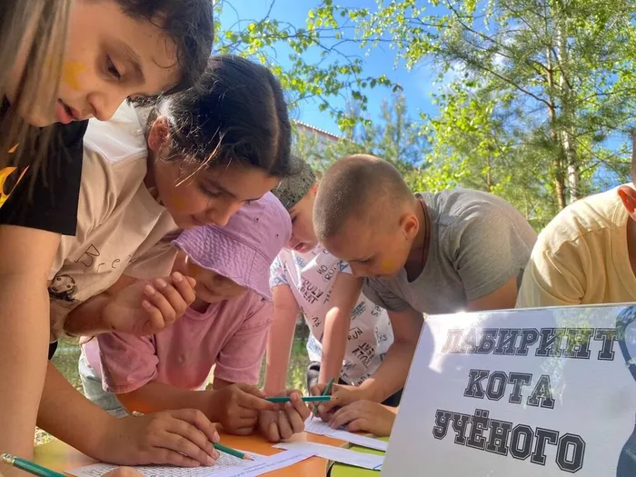 Открытие 1 смены  летней творческой площадки "Будь круче"