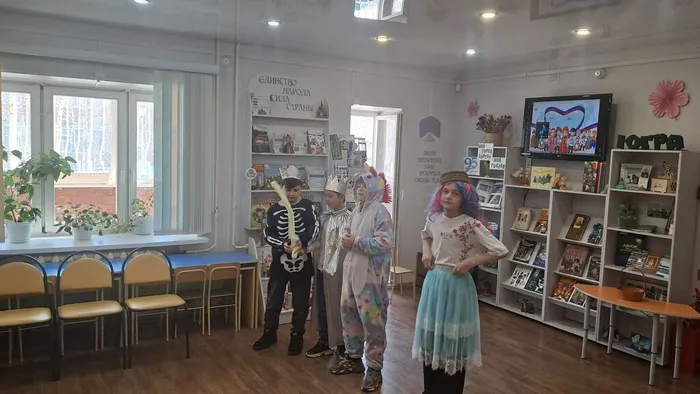 Час искусства "Волшебный мир кулис" _ ученики ЛСОШ № 3