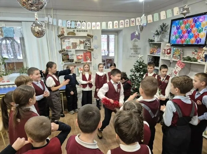 Библиотечная мастерская "Вытворяшки" _ ученики ЛСОШ № 5