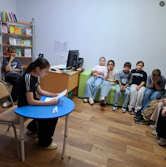 Громкие чтения "Зелёные страницы" _  дети из  пришкольного лагеря СОШ&nbsp;№3.