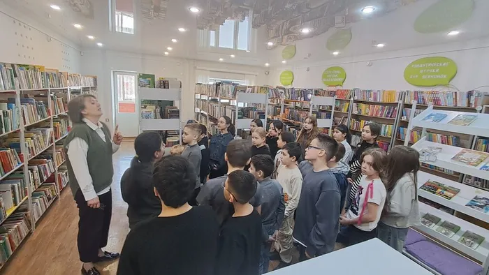 Экскурсия "Маршрут построен" _ ученики ЛСОШ № 5